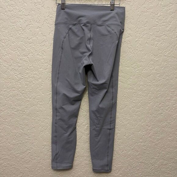 Fabletics XS Powerhold 7/8 Leggings - Picture 4 of 8